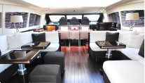 Yacht AMAZING -   Main Salon